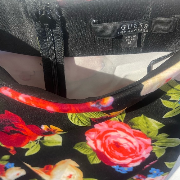 Guess Scuba Floral Skirt 
Style #W4FD87K3PP0 - Picture 3 of 6